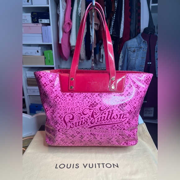 Louis Vuitton Authentic Handbag - Picture 1 of 16